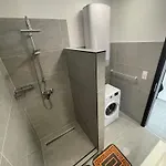 Kende Apartment *