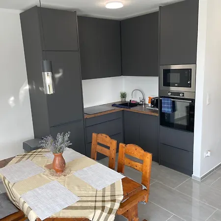 Apartment Kende *